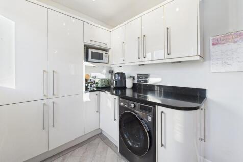 CAM02854G0-PR0478...