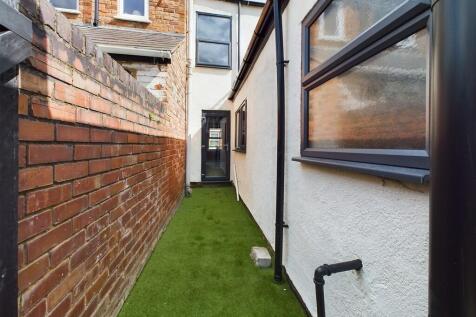 CAM02854G0-PR0135...