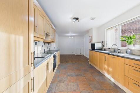 CAM02854G0-PR0480...