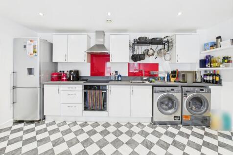 kitchen saddlery