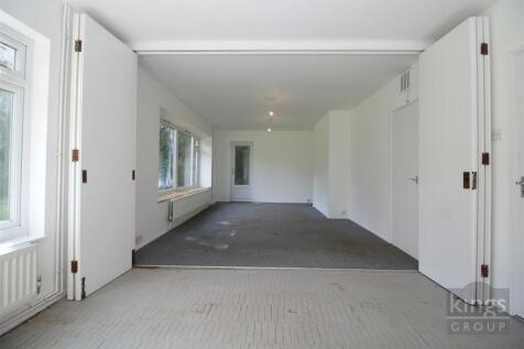 Diningroom_.jpg