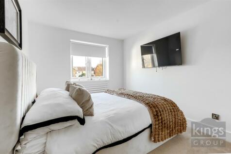 Bedroom One.jpg