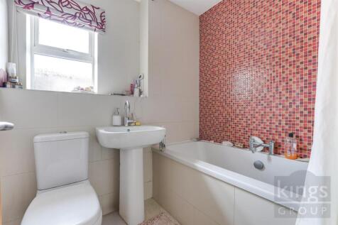 Family Bathroom.jpg