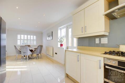 Kitchen .jpg