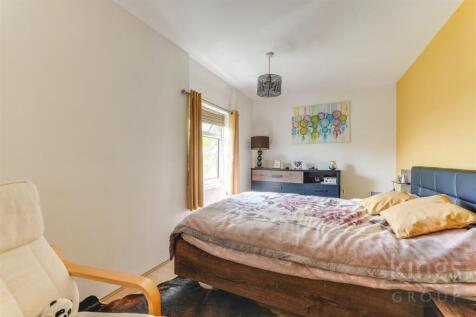 Bedroom One.jpg