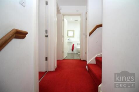 Landing Second Floor.jpg