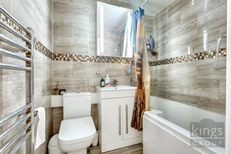 Family Bathroom .jpg