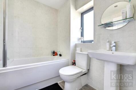 Family Bathroom .jpg