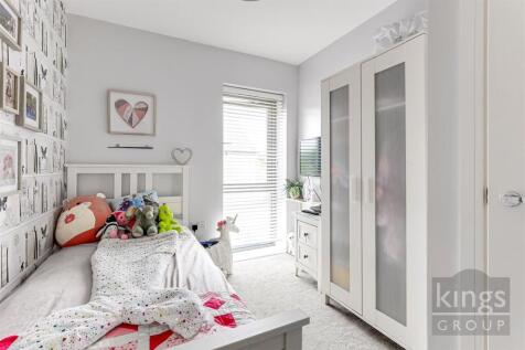 Bedroom .jpg