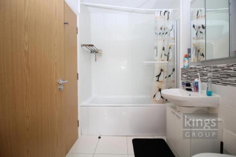Jack and Jill  Bathroom.jpg