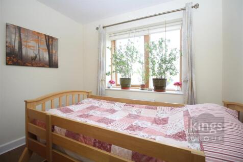 Bedroom 3.jpg