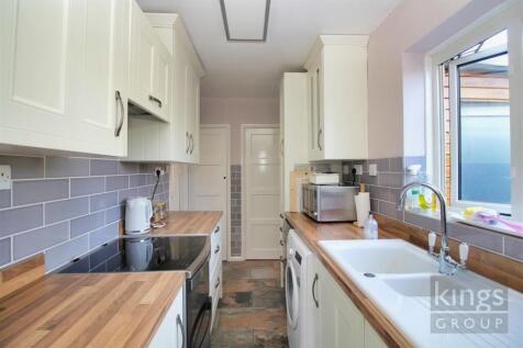 Kitchen .jpg