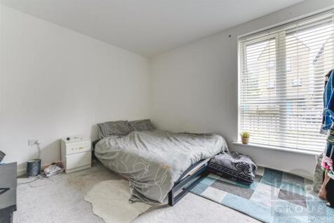 Bedroom.jpg