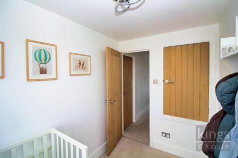 Bedroom 3.jpg