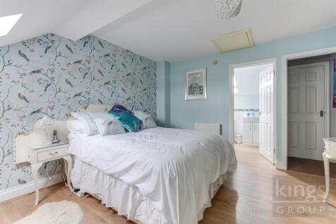 Bedroom One ( First Floor)