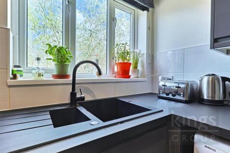 Kitchen .jpg