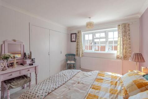 12, Ballantrae Close Arnold, Nottingham, NG5 8QH
