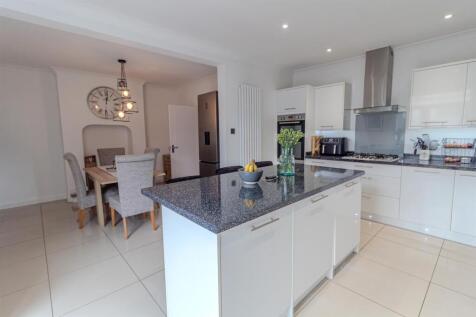 6, Orlando Drive Carlton, Nottingham, NG4 3FL