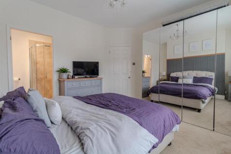 6, Orlando Drive Carlton, Nottingham, NG4 3FL