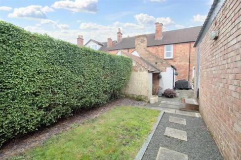 6, Orlando Drive Carlton, Nottingham, NG4 3FL