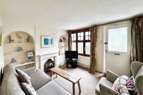 Front Lounge