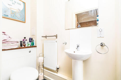 En-suite Shower/Wc