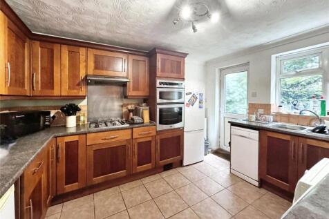 Communal Kitchen