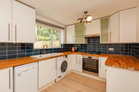 Kitchen /Dining Room