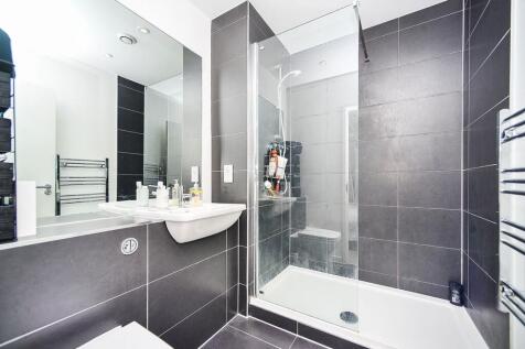 Bathroom/Shower Room