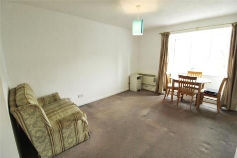 Lounge &amp; Bedroom