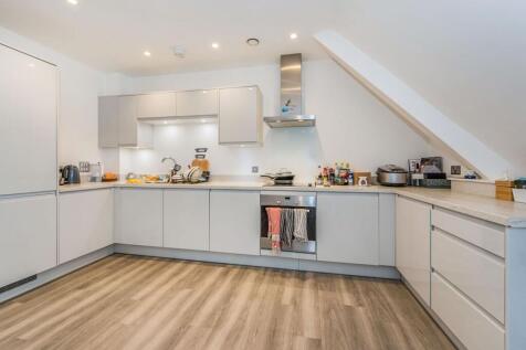 Modern Fitted Kitche