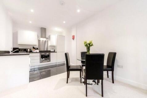 Lounge/Kitchen