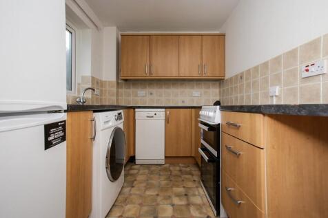 Fitted Kitchen With