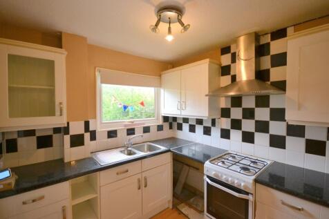 Kitchen / Dining Roo