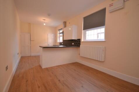 Kitchen / Dining Roo