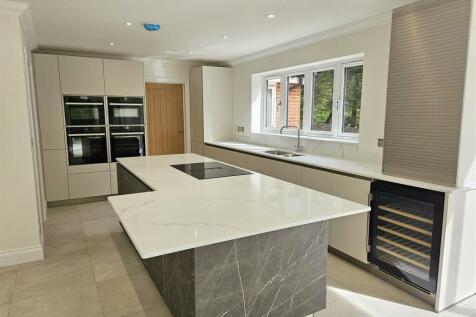 Kitchen2-001.jpg