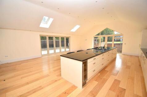 KITCHEN 6.JPG