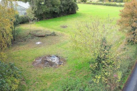 SIDE GARDEN DRONE.JPG