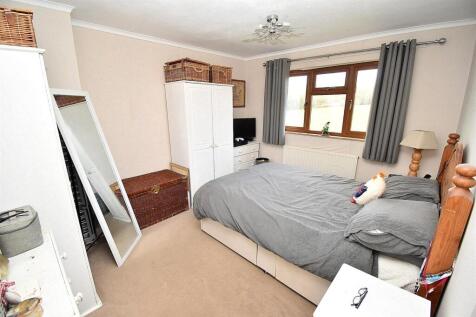 BEDROOM ONE.JPG