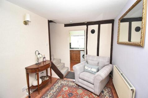 REAR OF LOUNGE.JPG