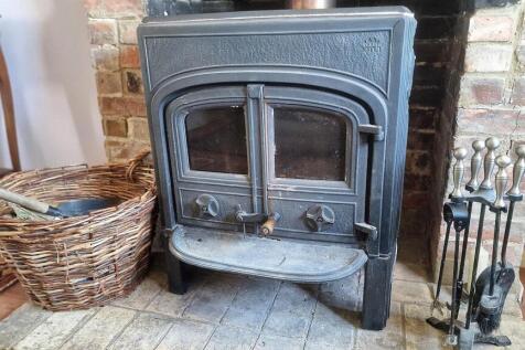 LOG BURNER.jpg