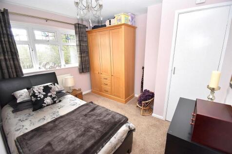 BEDROOM TWO.JPG