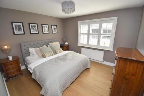 Bedroom.JPG