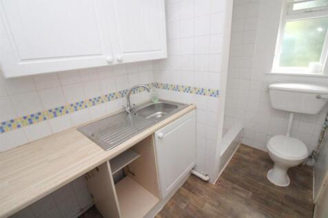 UTILITY-SHOWER ROOM.JPG