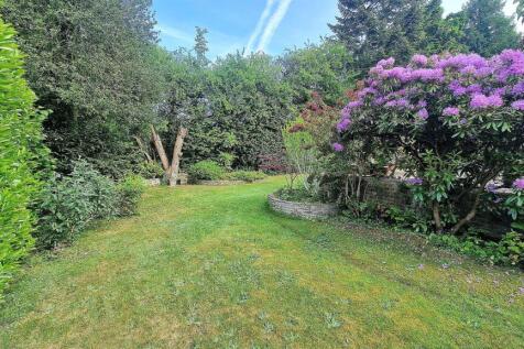 GARDEN 3.jpg