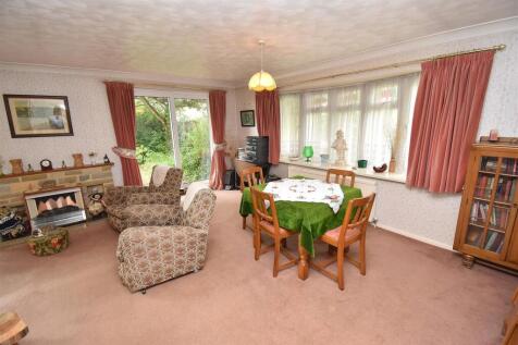Dining Room.JPG