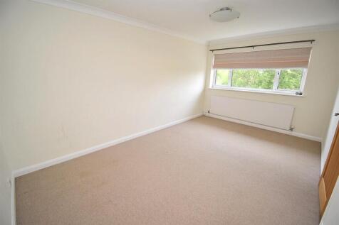 BEDROOM 2.JPG