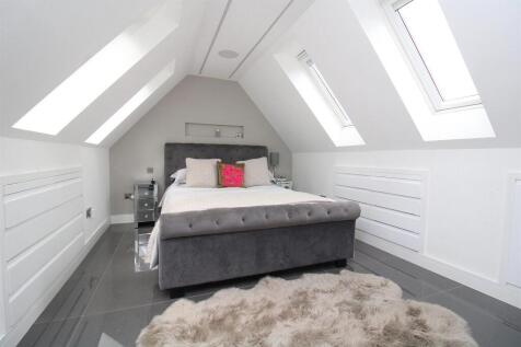 Bedroom.JPG
