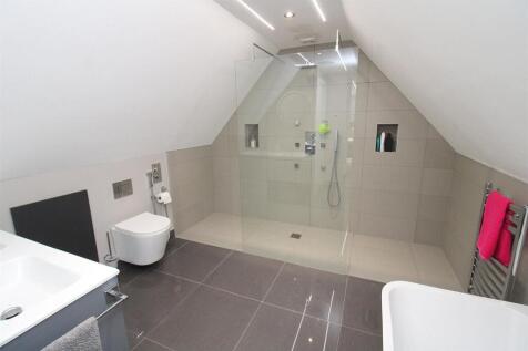 Ensuite.JPG