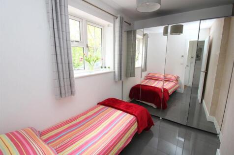 Bedroom 3 - PS.JPG
